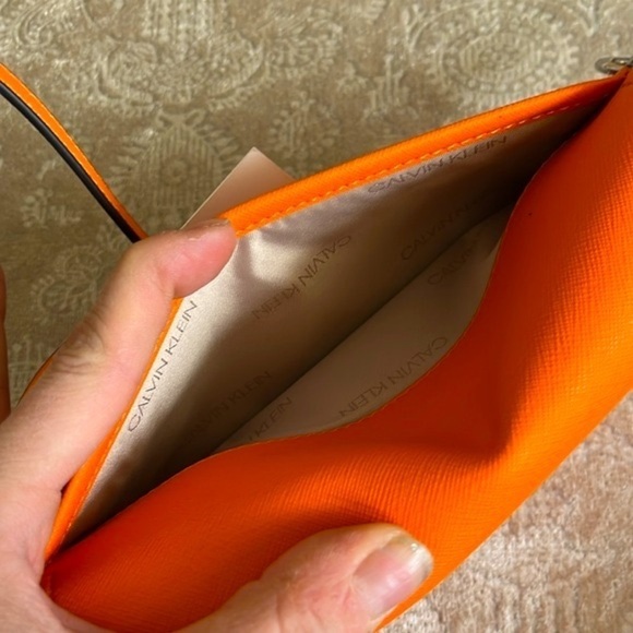 Brand New Calvin Klein Orange Wallet Organizer Crossbody Purse Silver Tone Chain - Picture 16 of 16